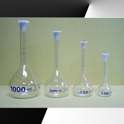 Volumetric flask PE stopper class A